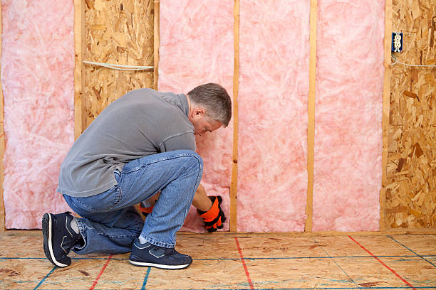 Best Residential Insulation in Toppenish, WA